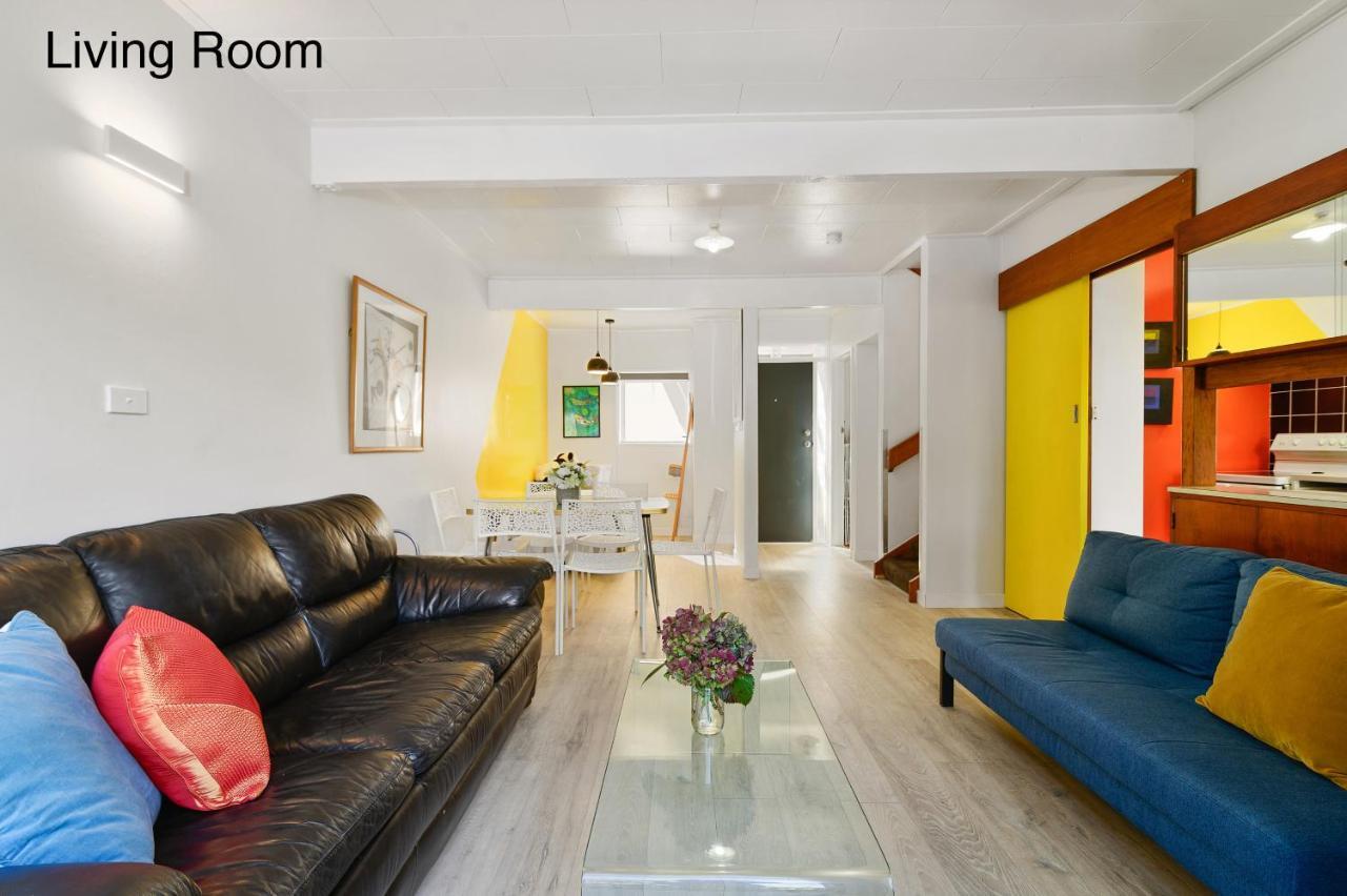 Water'S Edge City Retreat Rotorua Bagian luar foto